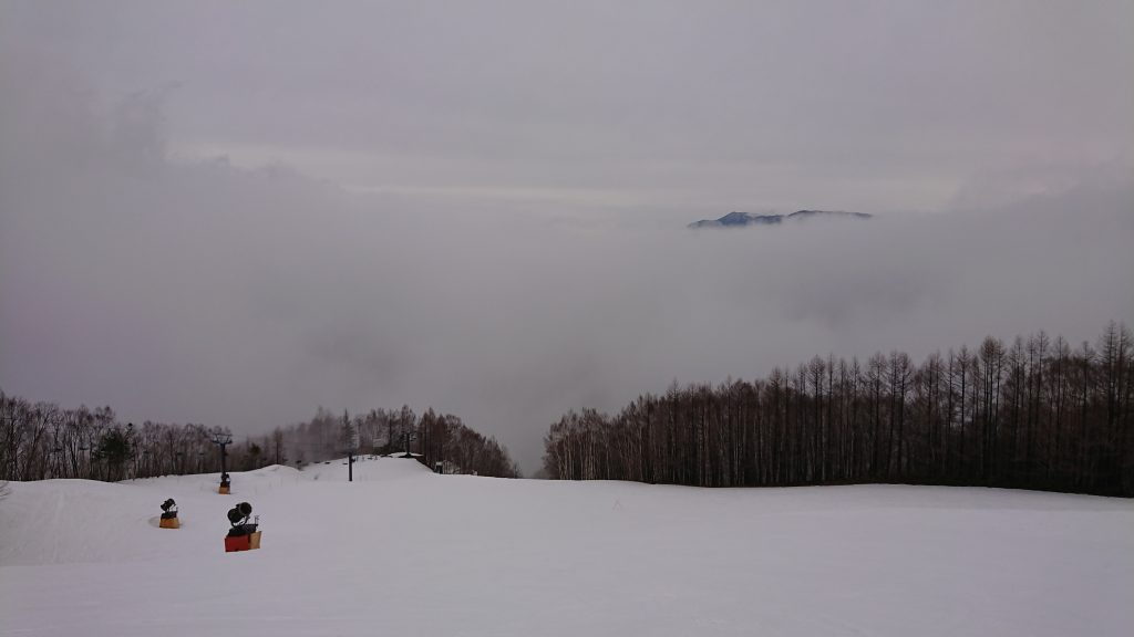 上部は雪でした