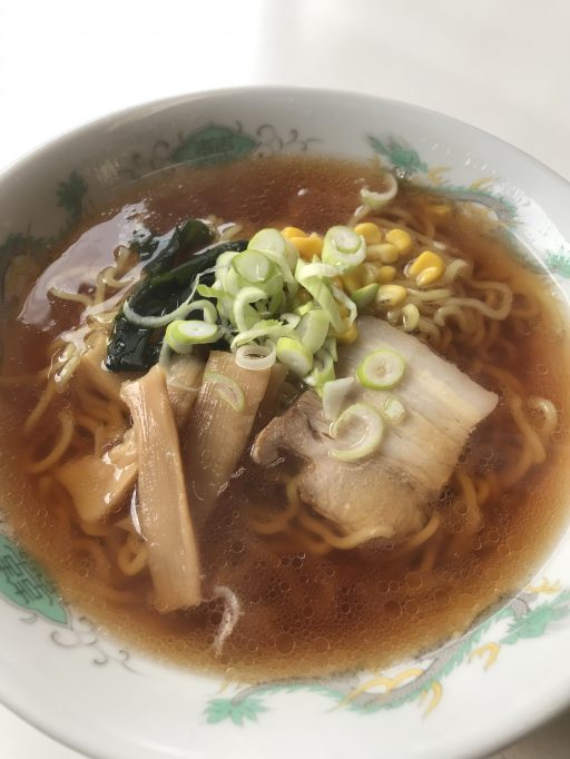 山の家・ラーメン