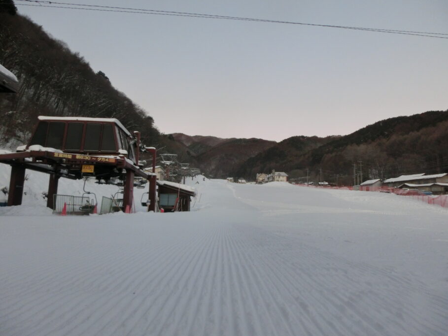 おはようございます。今朝も気温-11℃、無風、晴れの朝を迎えました。